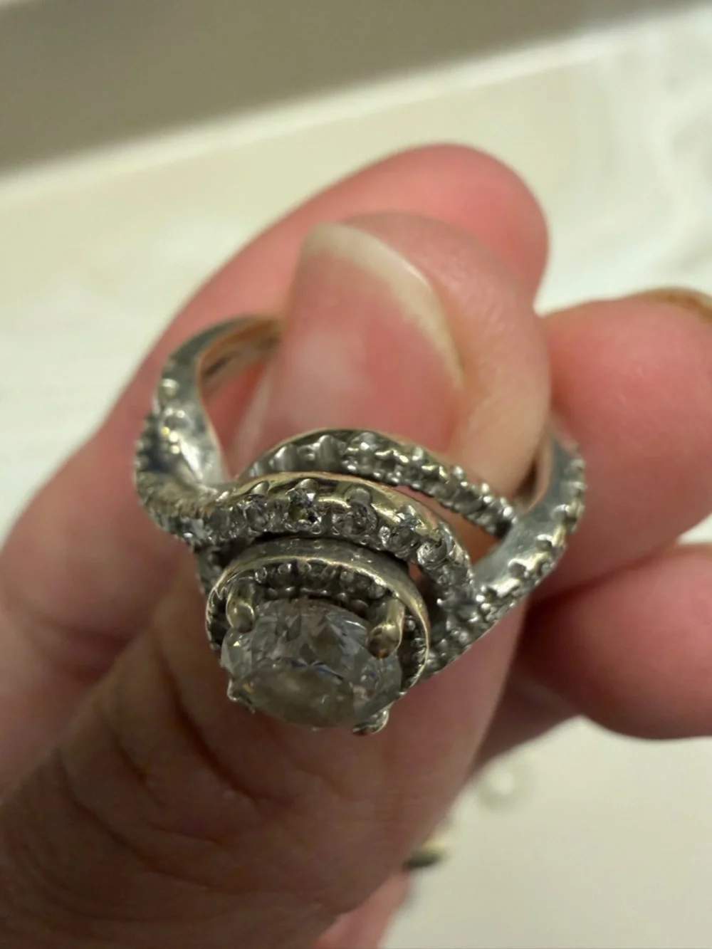 Kay Jewelers Diamond Engagement ring - Picture 6 of 12